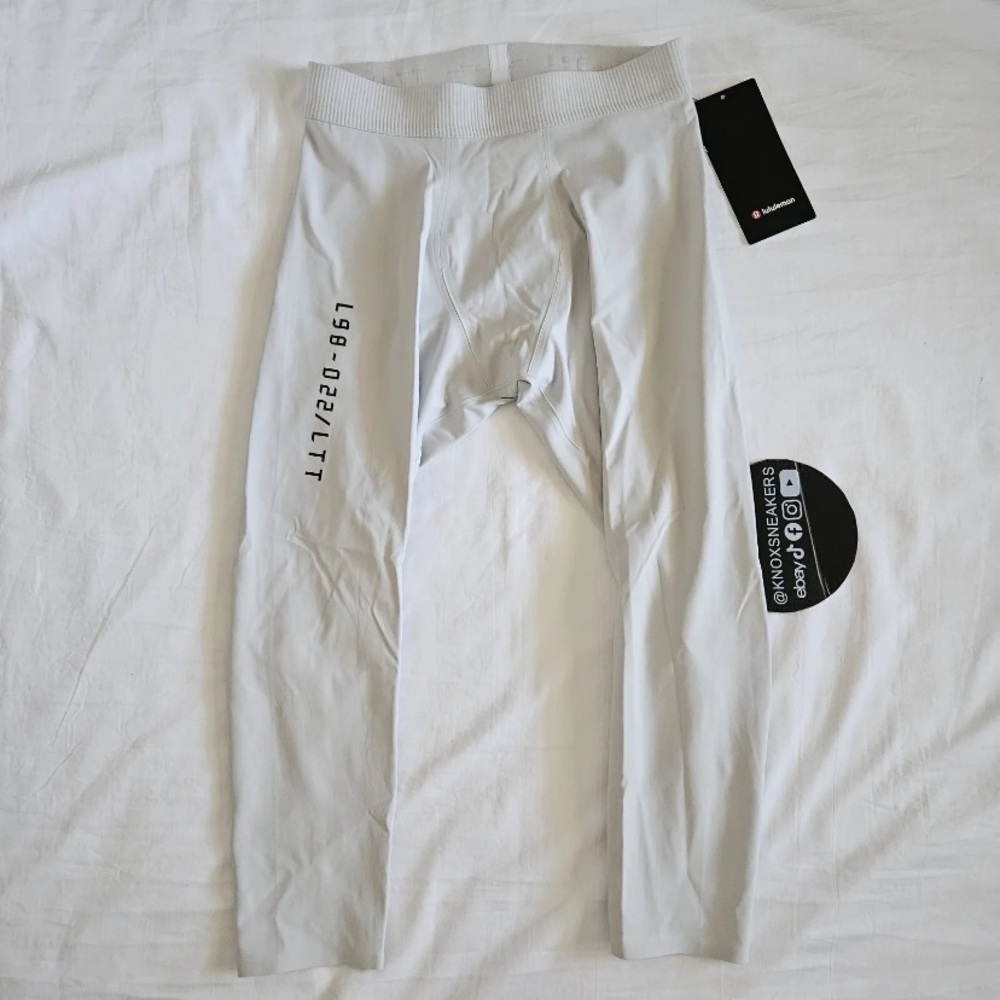 Lululemon License to Train Tight 21" VPOR Vapor TIGHT FIT Men's Size Large